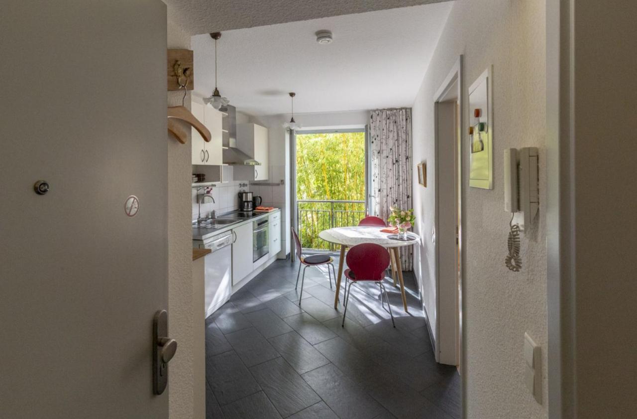 Apartments im Café Einstein Friburgo in Brisgovia Esterno foto