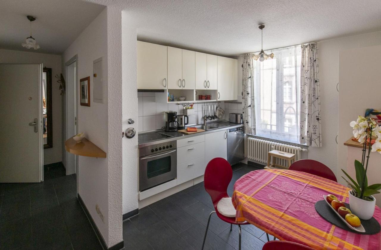 Apartments im Café Einstein Friburgo in Brisgovia Esterno foto
