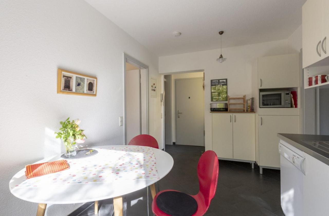 Apartments im Café Einstein Friburgo in Brisgovia Esterno foto